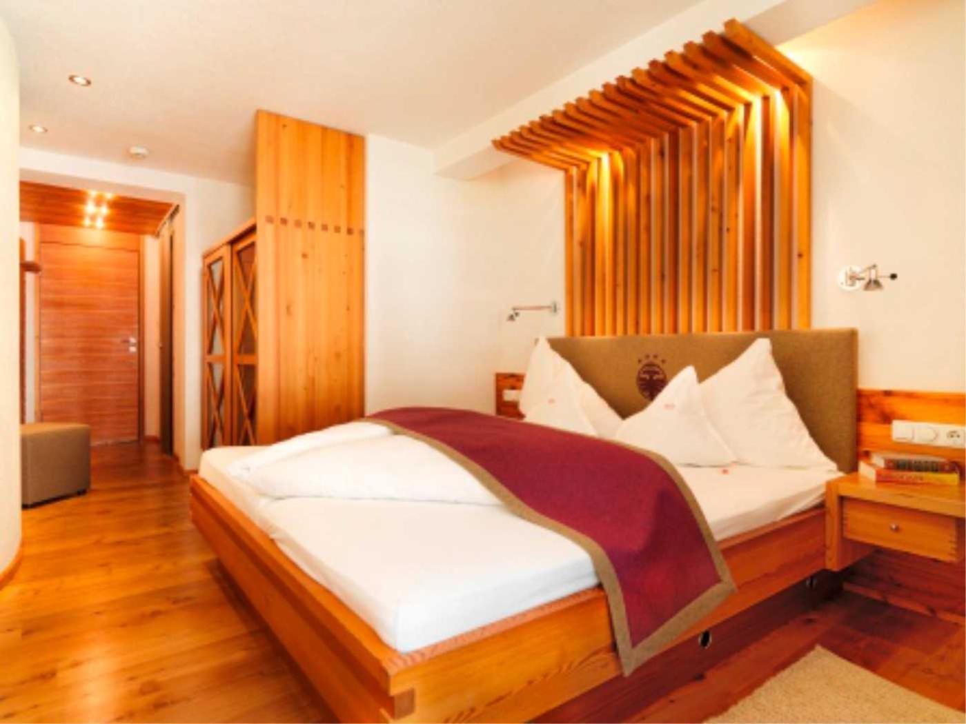 Hotel Goldener Adler - Im Sommer Silvretta Card Premium Inkludiert Ischgl Exterior foto